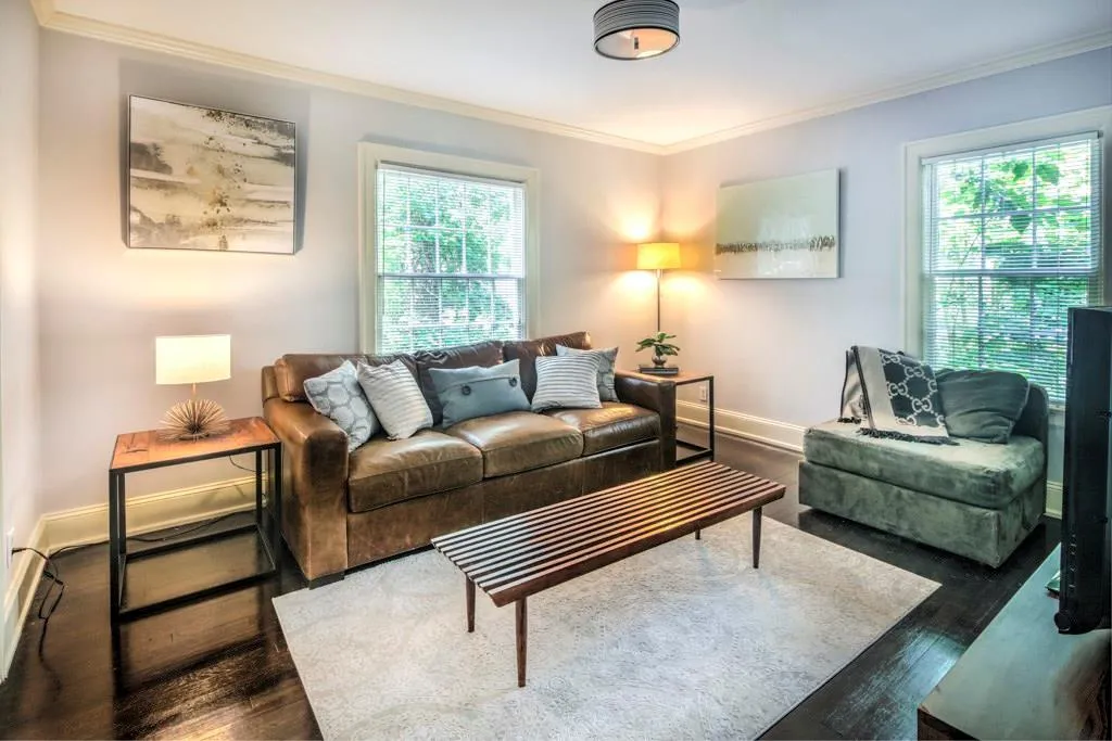 376 E Wesley Road Ne, Atlanta, Georgia 30305, 4 Bedrooms Bedrooms, ,3 BathroomsBathrooms,Residential,Sold,376 E Wesley Road Ne,5861153