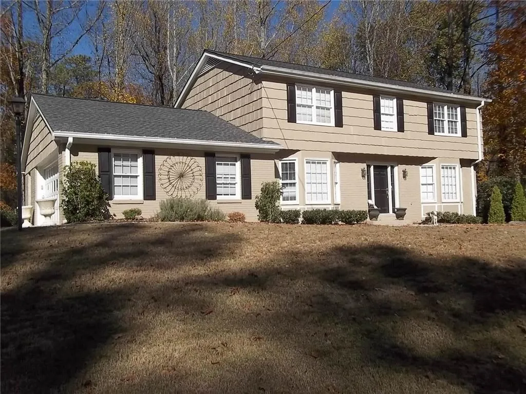 6750 River Springs Lane, Sandy Springs, Georgia 30328, 4 Bedrooms Bedrooms, ,2 BathroomsBathrooms,Residential,Sold,6750 River Springs Lane,5787675