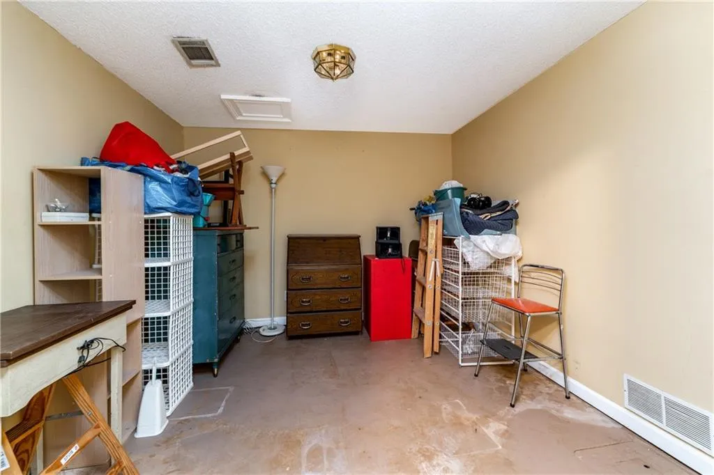 110 Brantley Road, Sandy Springs, Georgia 30350, 3 Bedrooms Bedrooms, ,3 BathroomsBathrooms,Residential,Sold,110 Brantley Road,7070268