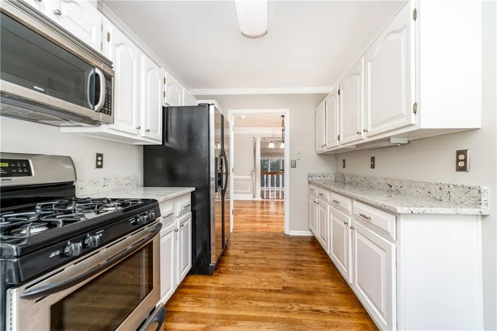 110 Brantley Road, Sandy Springs, Georgia 30350, 3 Bedrooms Bedrooms, ,3 BathroomsBathrooms,Residential,Sold,110 Brantley Road,7070268