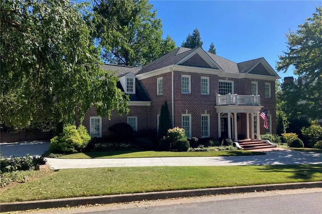 5815 Long Grove Drive, Sandy Springs, Georgia 30328, 6 Bedrooms Bedrooms, ,5 BathroomsBathrooms,Residential,Sold,5815 Long Grove Drive,7412725