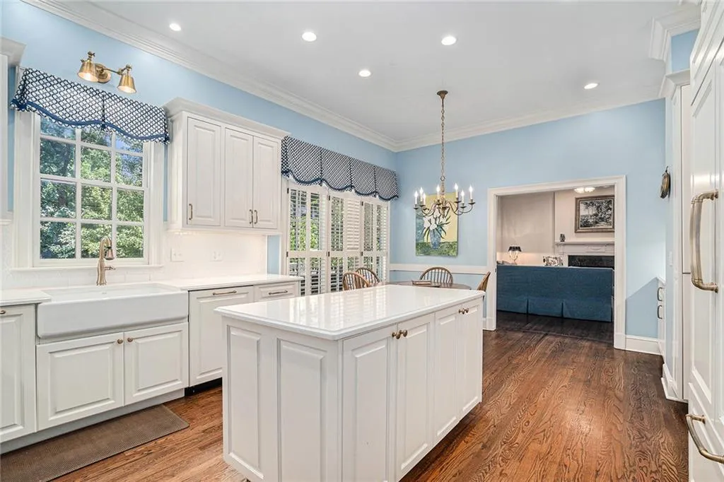 Another view of kitchen