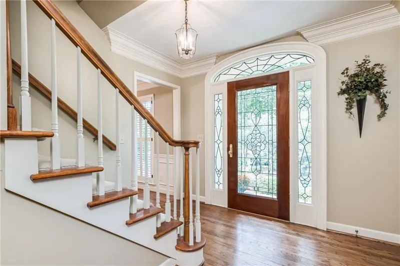 325 Spindle Court, Sandy Springs, Georgia 30350, 4 Bedrooms Bedrooms, ,3 BathroomsBathrooms,Residential,Sold,325 Spindle Court,6632410