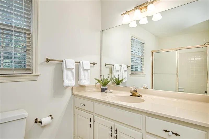 325 Spindle Court, Sandy Springs, Georgia 30350, 4 Bedrooms Bedrooms, ,3 BathroomsBathrooms,Residential,Sold,325 Spindle Court,6632410