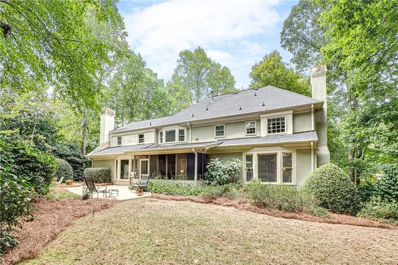 325 Spindle Court, Sandy Springs, Georgia 30350, 4 Bedrooms Bedrooms, ,3 BathroomsBathrooms,Residential,Sold,325 Spindle Court,6632410