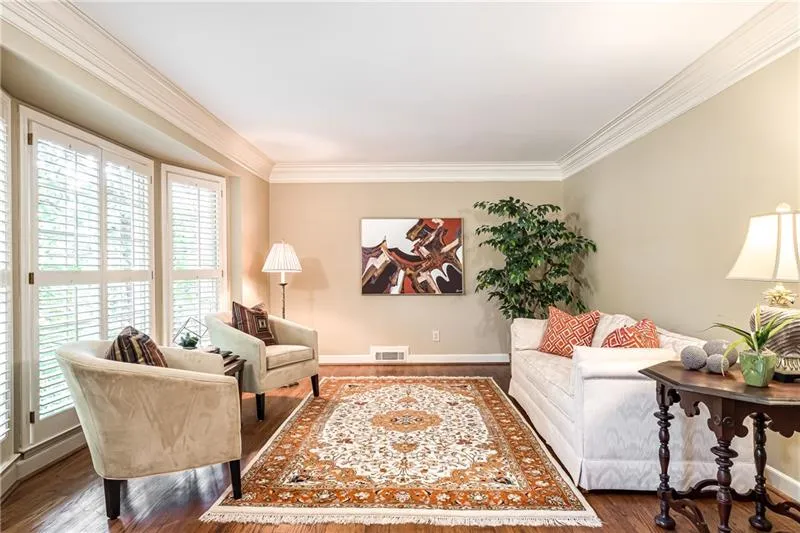 325 Spindle Court, Sandy Springs, Georgia 30350, 4 Bedrooms Bedrooms, ,3 BathroomsBathrooms,Residential,Sold,325 Spindle Court,6632410