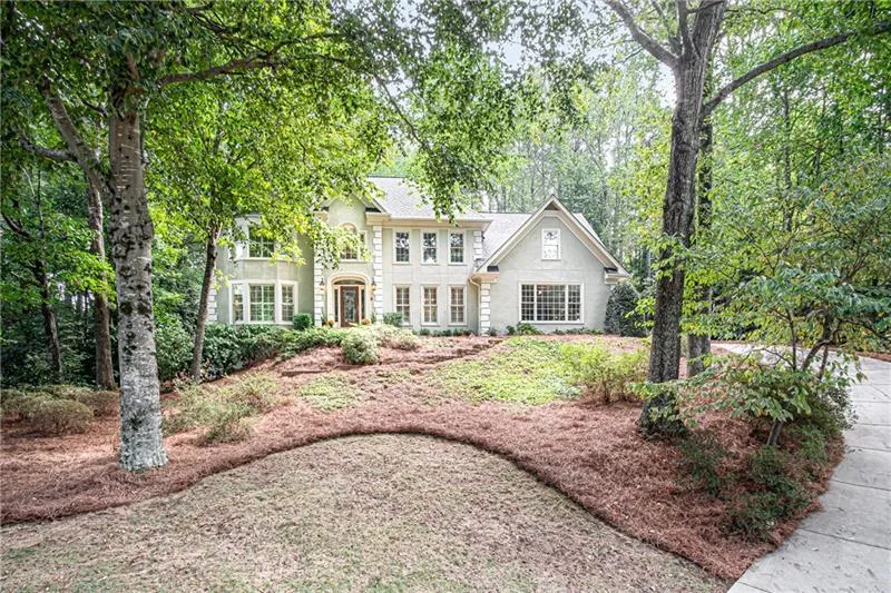 325 Spindle Court, Sandy Springs, Georgia 30350, 4 Bedrooms Bedrooms, ,3 BathroomsBathrooms,Residential,Sold,325 Spindle Court,6632410