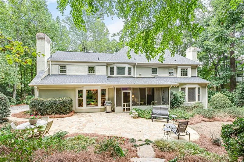 325 Spindle Court, Sandy Springs, Georgia 30350, 4 Bedrooms Bedrooms, ,3 BathroomsBathrooms,Residential,Sold,325 Spindle Court,6632410