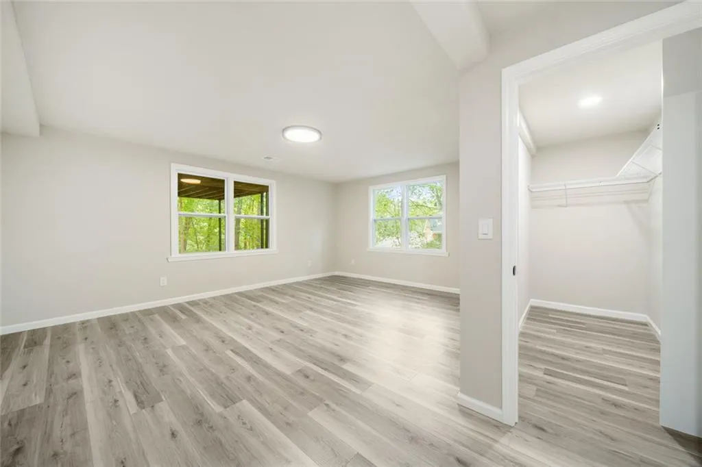 2960 Coles Way, Sandy Springs, Georgia 30350, 8 Bedrooms Bedrooms, ,5 BathroomsBathrooms,Residential,For Sale,2960 Coles Way,7680304