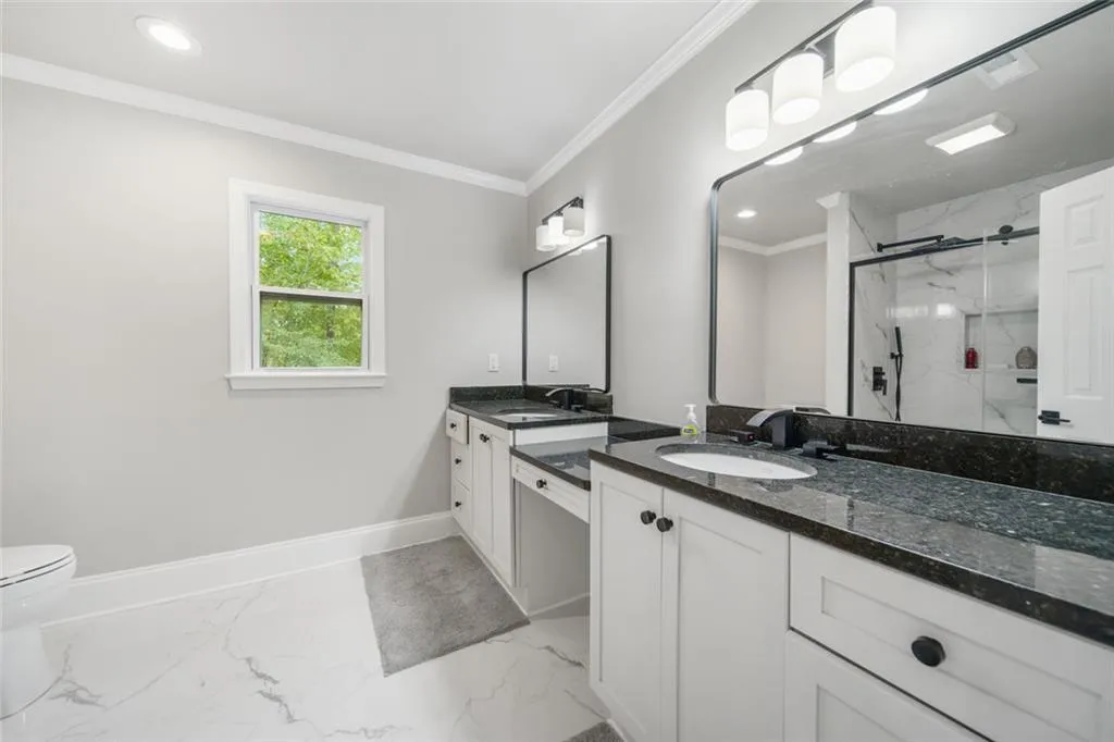 2960 Coles Way, Sandy Springs, Georgia 30350, 8 Bedrooms Bedrooms, ,5 BathroomsBathrooms,Residential,For Sale,2960 Coles Way,7680304