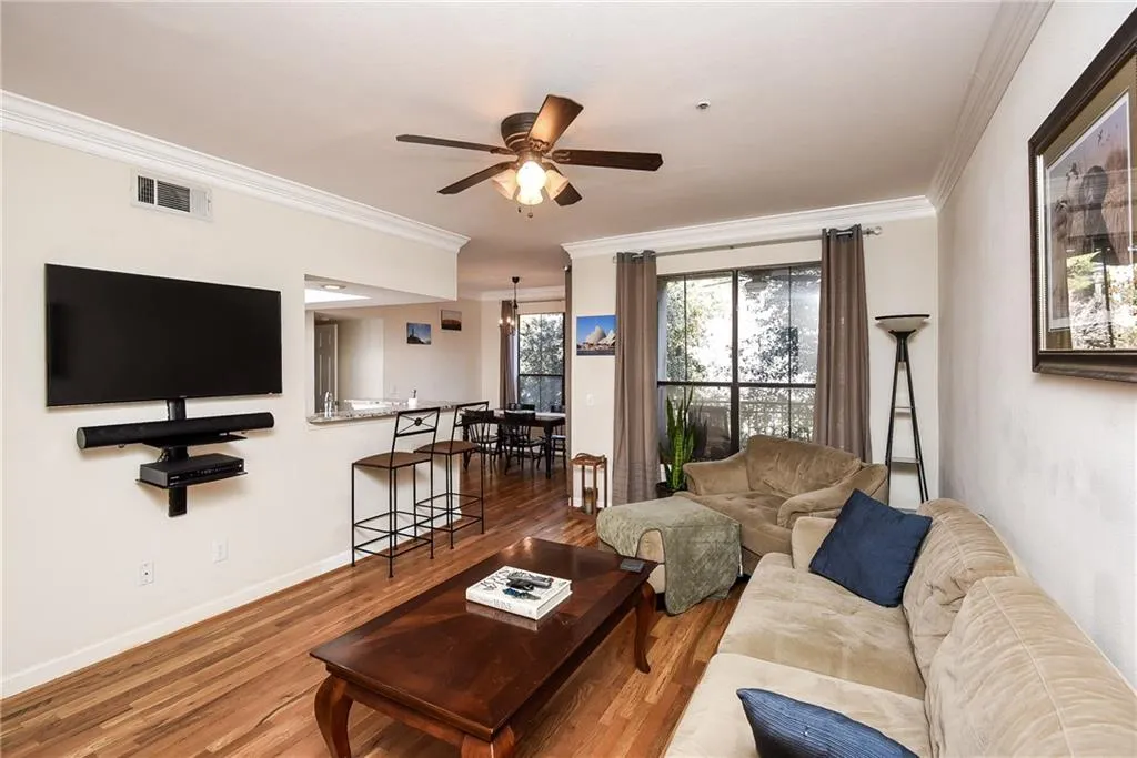 3777 Peachtree Road Unit 1529, Brookhaven, Georgia 30319, 2 Bedrooms Bedrooms, ,2 BathroomsBathrooms,Residential,Sold,3777 Peachtree Road Unit 1529,5694932