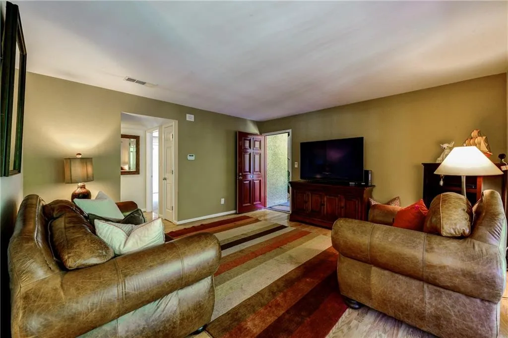 1445 Monroe Drive Ne Unit C40, Atlanta, Georgia 30324, 2 Bedrooms Bedrooms, ,2 BathroomsBathrooms,Residential,Sold,1445 Monroe Drive Ne Unit C40,5875694
