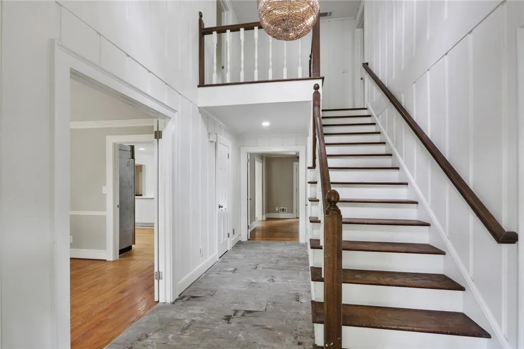 7565 Chaparral Drive, Sandy Springs, Georgia 30350, 5 Bedrooms Bedrooms, ,5 BathroomsBathrooms,Residential,Sold,7565 Chaparral Drive,6670817
