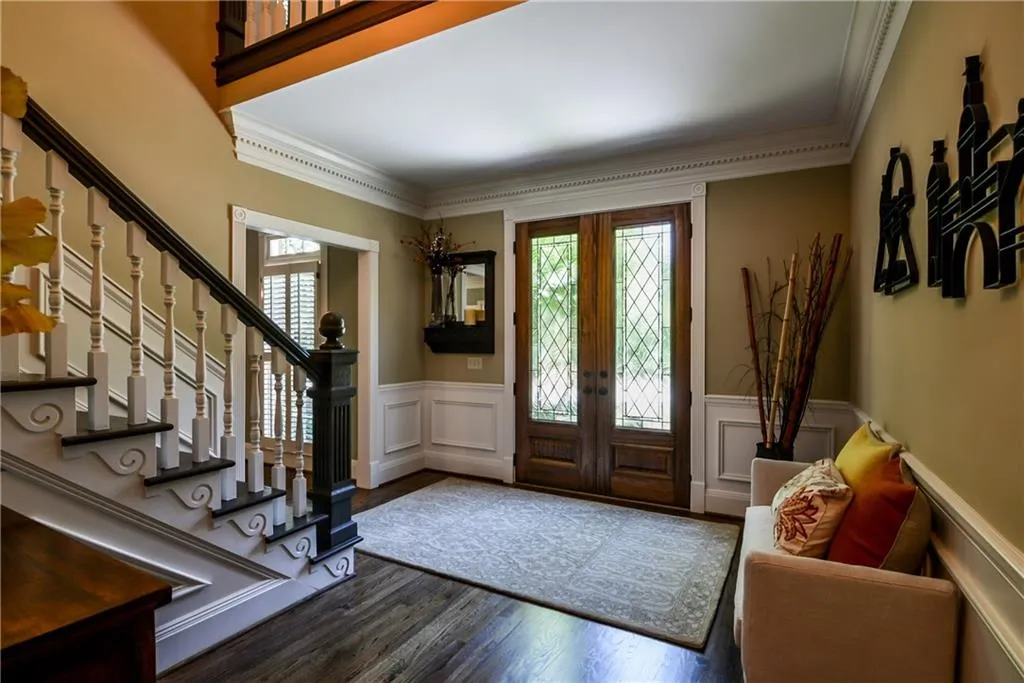 7450 Hunters Woods Drive, Sandy Springs, Georgia 30350, 6 Bedrooms Bedrooms, ,5 BathroomsBathrooms,Residential,Sold,7450 Hunters Woods Drive,5706206