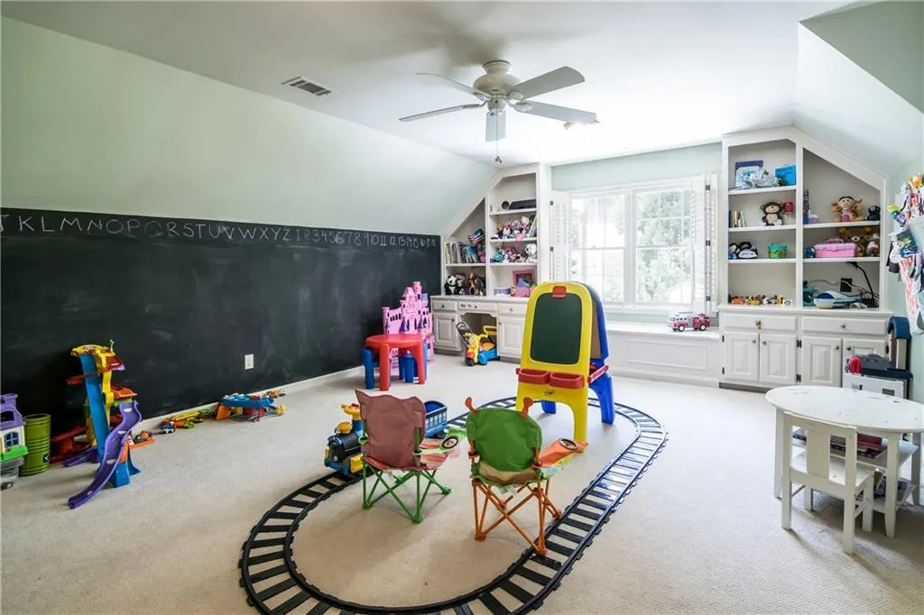 7450 Hunters Woods Drive, Sandy Springs, Georgia 30350, 6 Bedrooms Bedrooms, ,5 BathroomsBathrooms,Residential,Sold,7450 Hunters Woods Drive,5706206