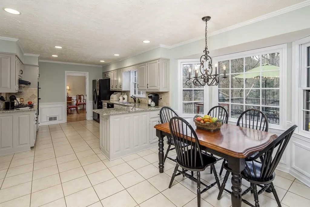 7685 Brigham Drive, Sandy Springs, Georgia 30350, 5 Bedrooms Bedrooms, ,4 BathroomsBathrooms,Residential,Sold,7685 Brigham Drive,6516048