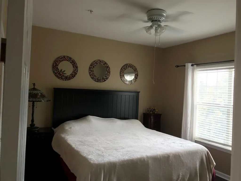 2700 Ne Pine Tree Road Road Ne Unit 1217, Atlanta, Georgia 30324, 2 Bedrooms Bedrooms, ,2 BathroomsBathrooms,Residential,Sold,2700 Ne Pine Tree Road Road Ne Unit 1217,6026042