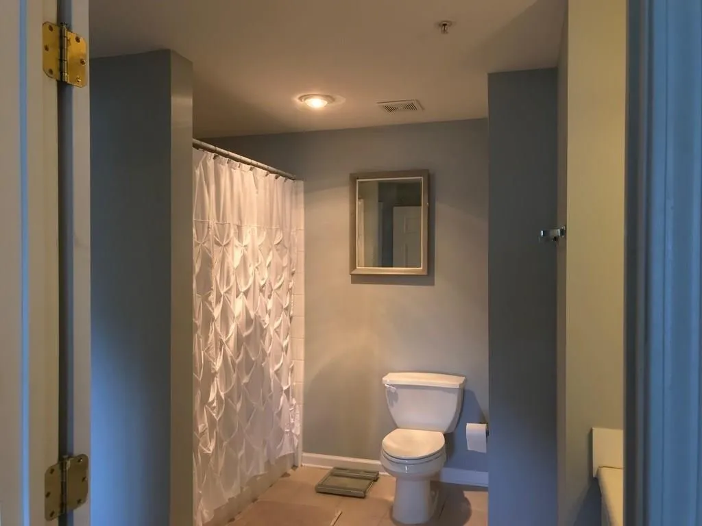 2700 Ne Pine Tree Road Road Ne Unit 1217, Atlanta, Georgia 30324, 2 Bedrooms Bedrooms, ,2 BathroomsBathrooms,Residential,Sold,2700 Ne Pine Tree Road Road Ne Unit 1217,6026042