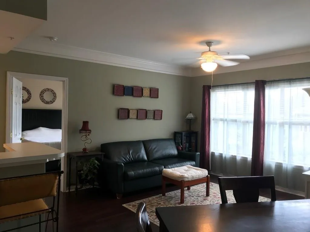 2700 Ne Pine Tree Road Road Ne Unit 1217, Atlanta, Georgia 30324, 2 Bedrooms Bedrooms, ,2 BathroomsBathrooms,Residential,Sold,2700 Ne Pine Tree Road Road Ne Unit 1217,6026042