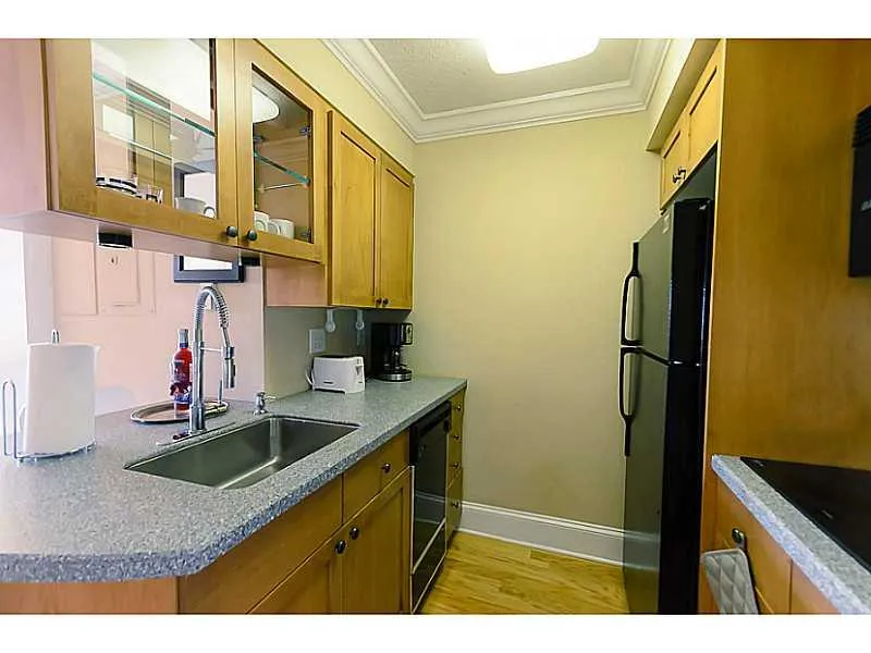 795 Hammond Drive Unit 1009, Sandy Springs, Georgia 30328, 1 Bedroom Bedrooms, ,1 BathroomBathrooms,Residential,Sold,795 Hammond Drive Unit 1009,5826577