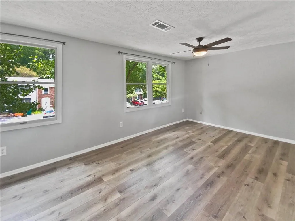 8857 Long Beach Circle, Atlanta, Georgia 30350, 2 Bedrooms Bedrooms, ,2 BathroomsBathrooms,Residential,Sold,8857 Long Beach Circle,7258010