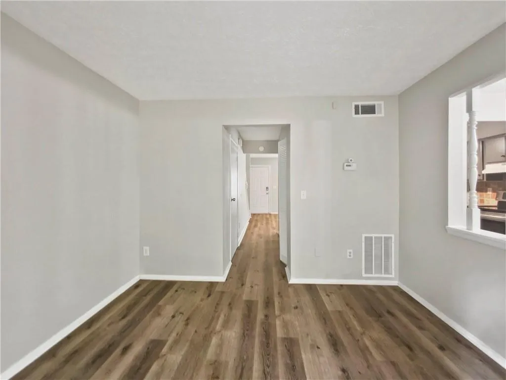 8857 Long Beach Circle, Atlanta, Georgia 30350, 2 Bedrooms Bedrooms, ,2 BathroomsBathrooms,Residential,Sold,8857 Long Beach Circle,7258010