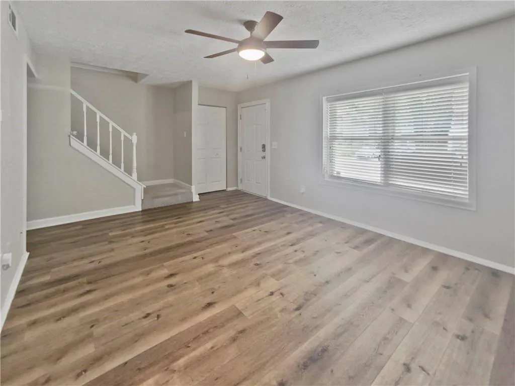 8857 Long Beach Circle, Atlanta, Georgia 30350, 2 Bedrooms Bedrooms, ,2 BathroomsBathrooms,Residential,Sold,8857 Long Beach Circle,7258010