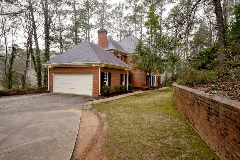 285 Grapevine Run, Atlanta, Georgia 30350, 5 Bedrooms Bedrooms, ,3 BathroomsBathrooms,Residential,Sold,285 Grapevine Run,5652414