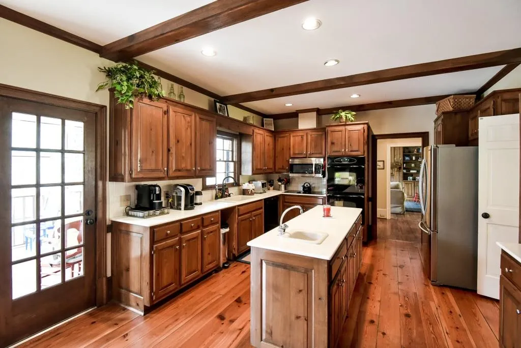 285 Grapevine Run, Atlanta, Georgia 30350, 5 Bedrooms Bedrooms, ,3 BathroomsBathrooms,Residential,Sold,285 Grapevine Run,5652414