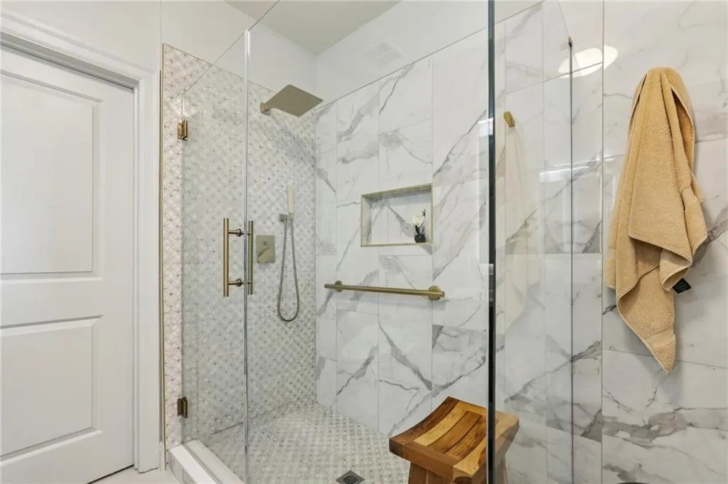 901 Abernathy Road Ne Unit 6110, Atlanta, Georgia 30328, 3 Bedrooms Bedrooms, ,2 BathroomsBathrooms,Residential,For Sale,901 Abernathy Road Ne Unit 6110,7731879