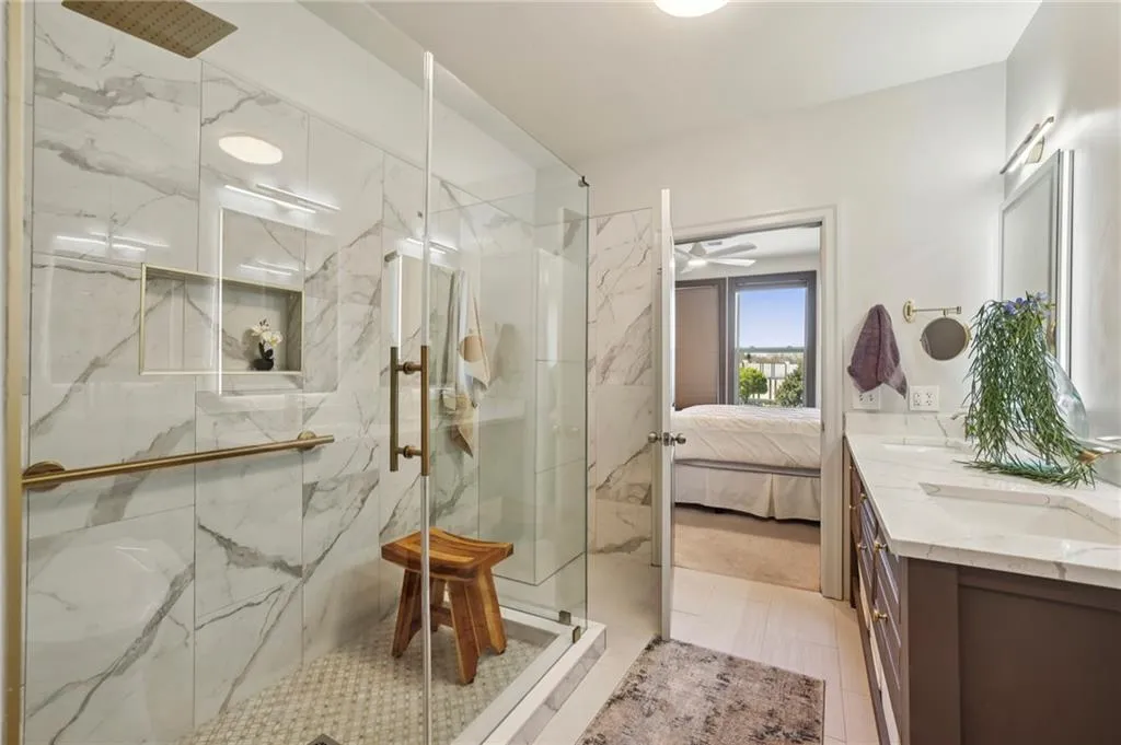 901 Abernathy Road Ne Unit 6110, Atlanta, Georgia 30328, 3 Bedrooms Bedrooms, ,2 BathroomsBathrooms,Residential,For Sale,901 Abernathy Road Ne Unit 6110,7731879