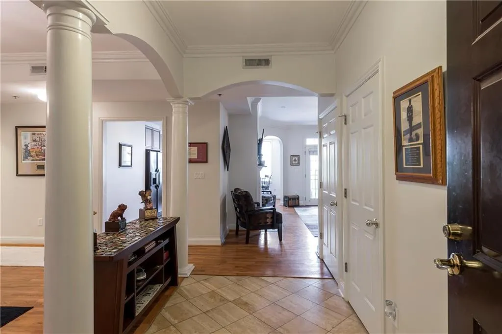 1735 Peachtree Street Ne Unit 327, Atlanta, Georgia 30309, 2 Bedrooms Bedrooms, ,2 BathroomsBathrooms,Residential,Sold,1735 Peachtree Street Ne Unit 327,6020495