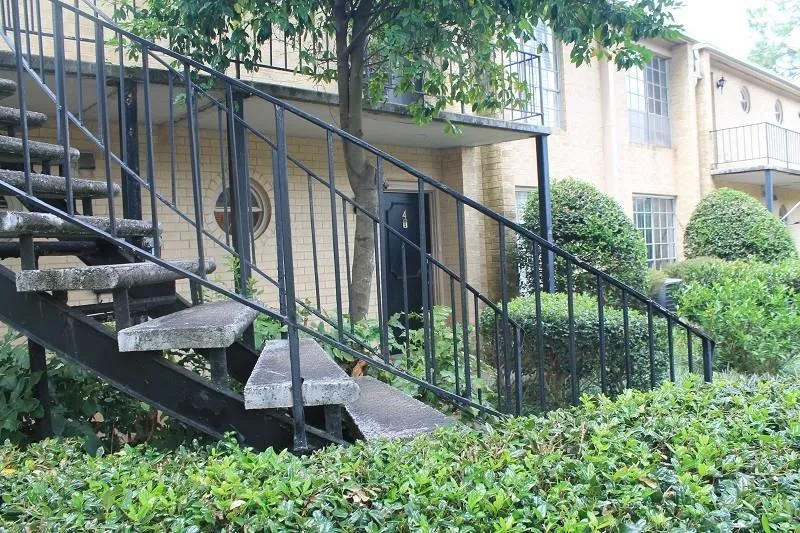 5400 Roswell Road Unit P4, Atlanta, Georgia 30342, 2 Bedrooms Bedrooms, ,1 BathroomBathrooms,Residential,Sold,5400 Roswell Road Unit P4,5605363 5400 Roswell Road Unit P4, Atlanta, Georgia 30342, 2 Bedrooms Bedrooms, ,1 BathroomBathrooms,Residential,Sold,5400 Roswell Road Unit P4,5605363