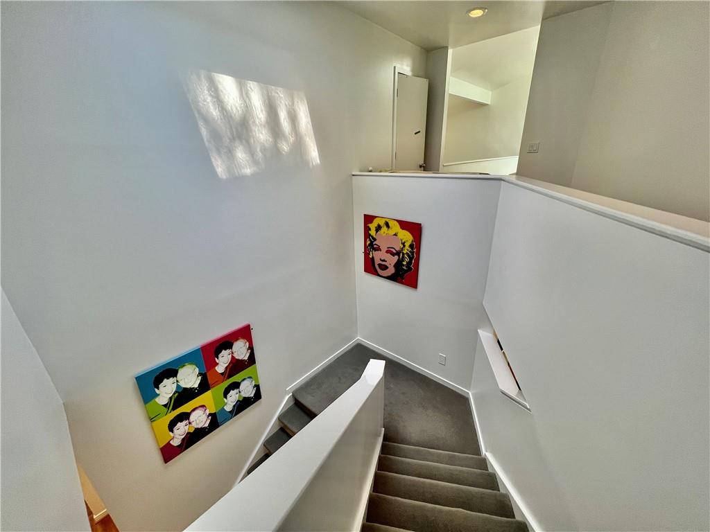 13 Heards Overlook, Sandy Springs, Georgia 30328, 4 Bedrooms Bedrooms, ,4 BathroomsBathrooms,Residential,Sold,13 Heards Overlook,7265884