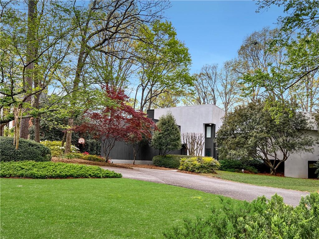 13 Heards Overlook, Sandy Springs, Georgia 30328, 4 Bedrooms Bedrooms, ,4 BathroomsBathrooms,Residential,Sold,13 Heards Overlook,7265884