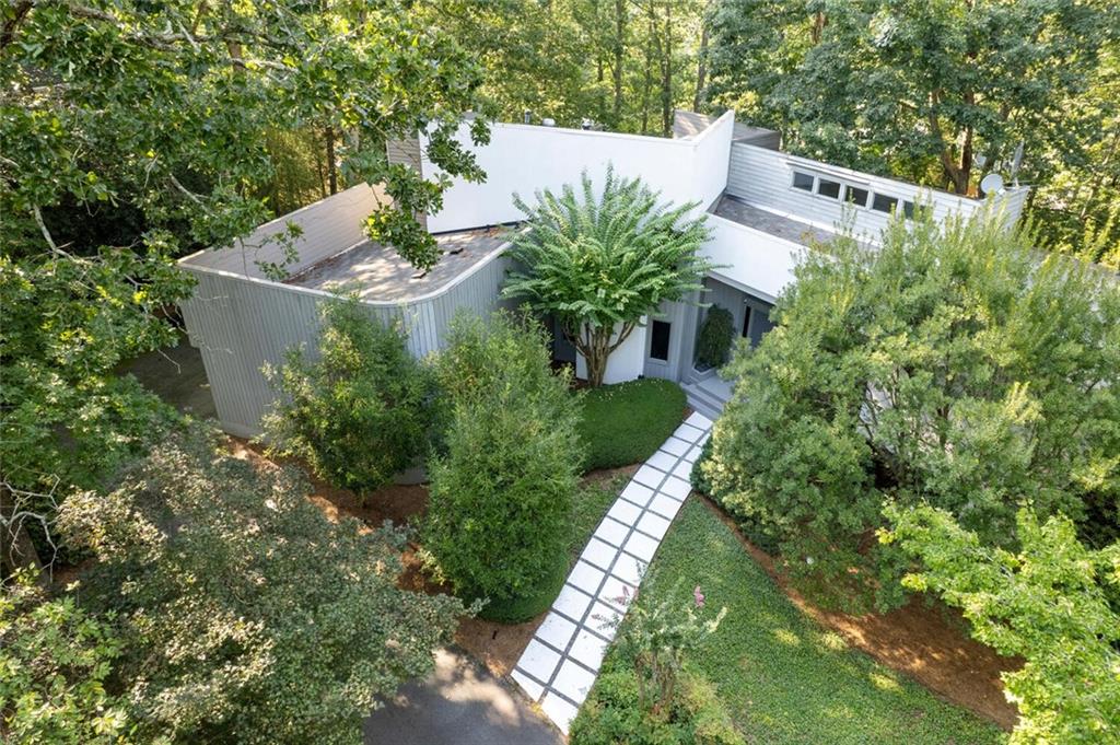 13 Heards Overlook, Sandy Springs, Georgia 30328, 4 Bedrooms Bedrooms, ,4 BathroomsBathrooms,Residential,Sold,13 Heards Overlook,7265884