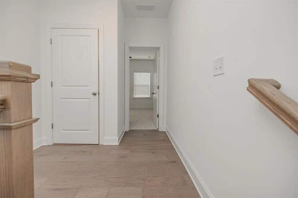 6595 Beacon Drive, Atlanta, Georgia 30328, 3 Bedrooms Bedrooms, ,3 BathroomsBathrooms,Residential,For Sale,6595 Beacon Drive,7641114