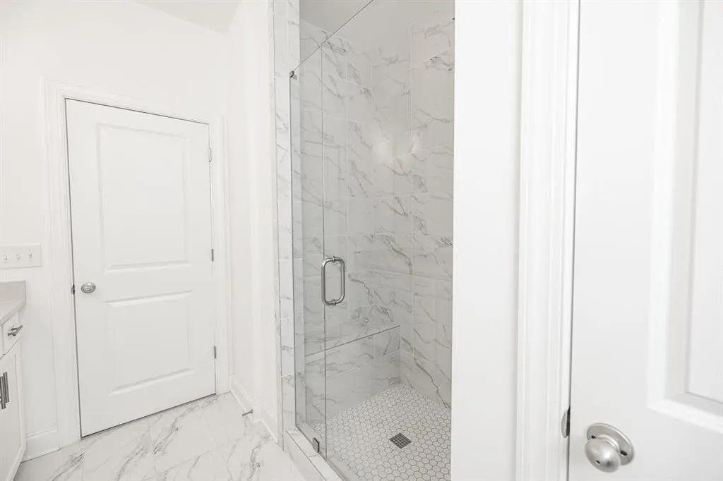 6595 Beacon Drive, Atlanta, Georgia 30328, 3 Bedrooms Bedrooms, ,3 BathroomsBathrooms,Residential,For Sale,6595 Beacon Drive,7641114