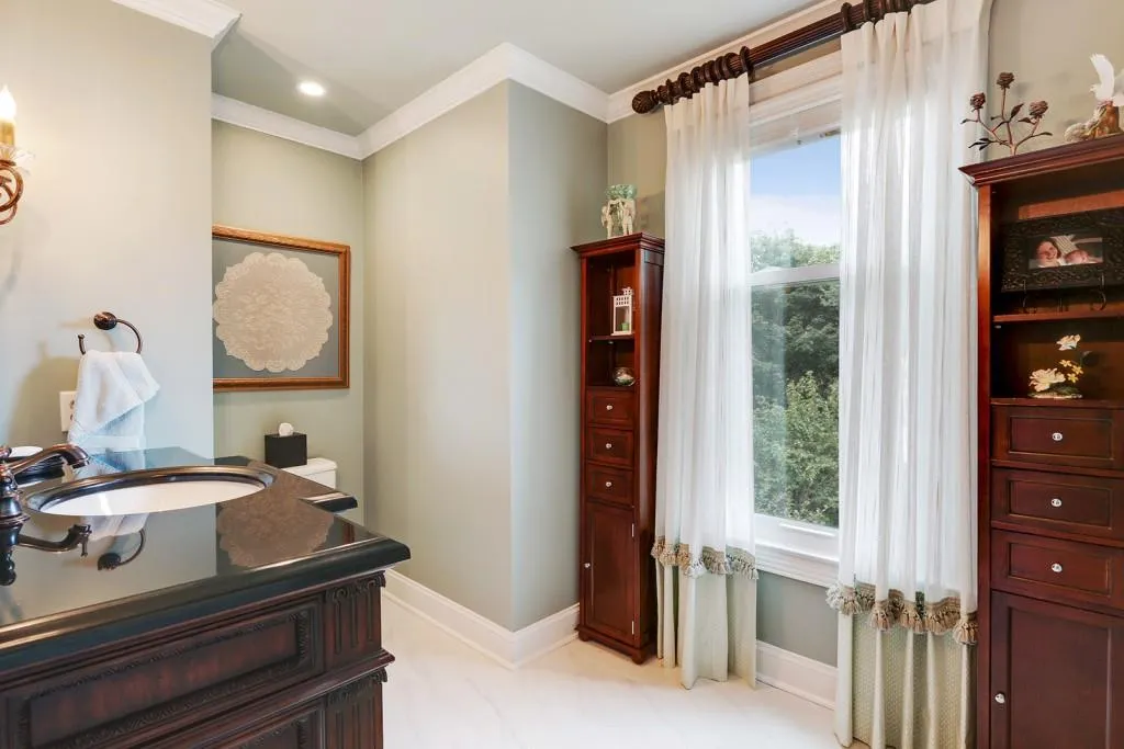 580 Avignon Court, Sandy Springs, Georgia 30350, 4 Bedrooms Bedrooms, ,3 BathroomsBathrooms,Residential,Sold,580 Avignon Court,5980046