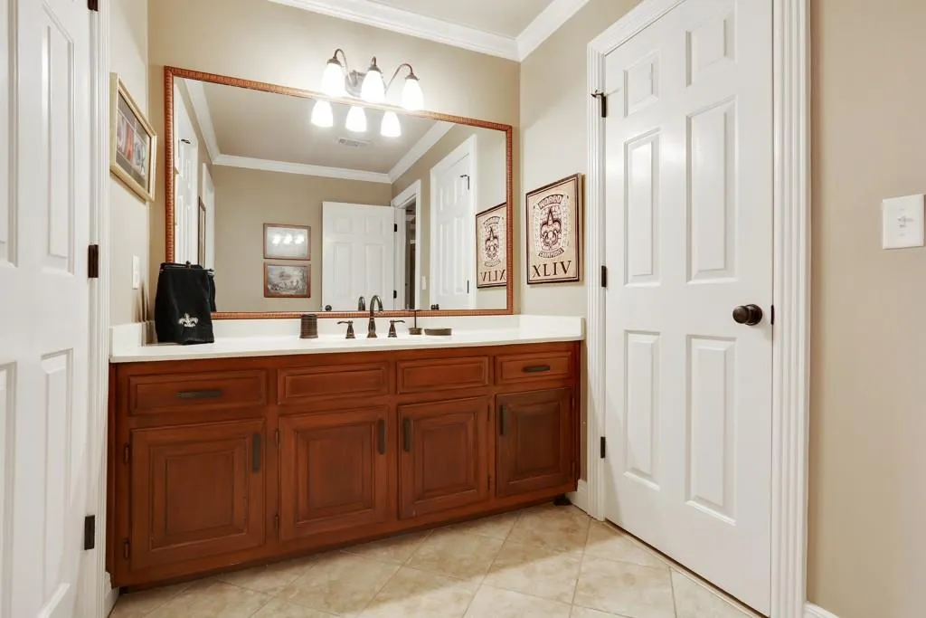 580 Avignon Court, Sandy Springs, Georgia 30350, 4 Bedrooms Bedrooms, ,3 BathroomsBathrooms,Residential,Sold,580 Avignon Court,5980046