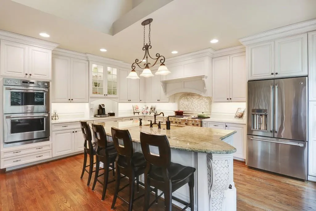 580 Avignon Court, Sandy Springs, Georgia 30350, 4 Bedrooms Bedrooms, ,3 BathroomsBathrooms,Residential,Sold,580 Avignon Court,5980046