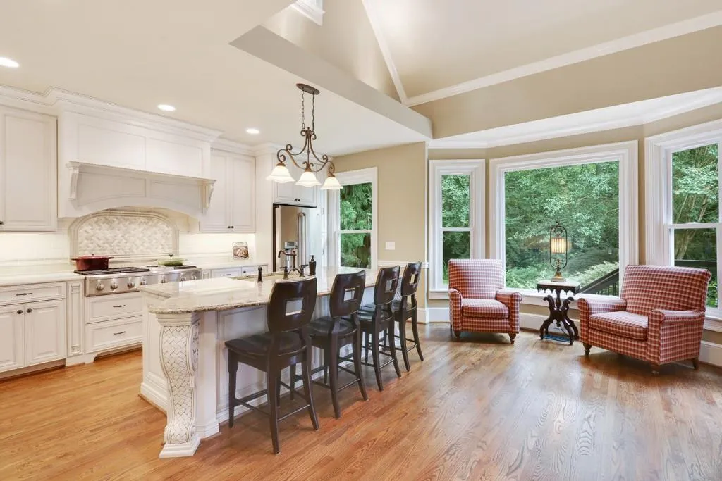 580 Avignon Court, Sandy Springs, Georgia 30350, 4 Bedrooms Bedrooms, ,3 BathroomsBathrooms,Residential,Sold,580 Avignon Court,5980046
