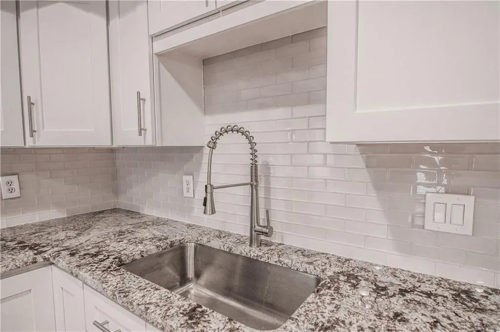 457 The North Chace, Sandy Springs, Georgia 30328, 3 Bedrooms Bedrooms, ,3 BathroomsBathrooms,Residential,Sold,457 The North Chace,6125480