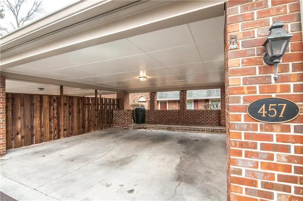 457 The North Chace, Sandy Springs, Georgia 30328, 3 Bedrooms Bedrooms, ,3 BathroomsBathrooms,Residential,Sold,457 The North Chace,6125480