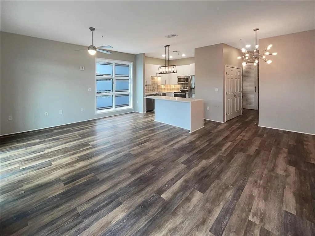 560 Dutch Valley Road Ne Unit 2301, Atlanta, Georgia 30324, 1 Bedroom Bedrooms, ,1 BathroomBathrooms,Residential,For Sale,560 Dutch Valley Road Ne Unit 2301,7536685