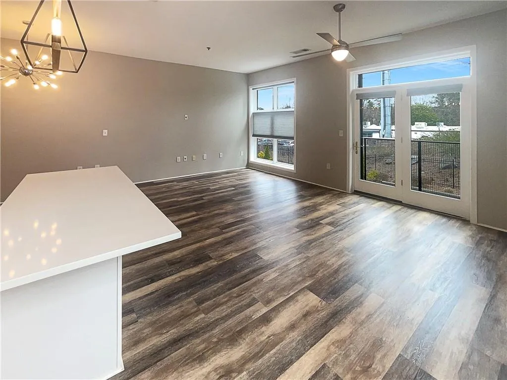 560 Dutch Valley Road Ne Unit 2301, Atlanta, Georgia 30324, 1 Bedroom Bedrooms, ,1 BathroomBathrooms,Residential,For Sale,560 Dutch Valley Road Ne Unit 2301,7536685