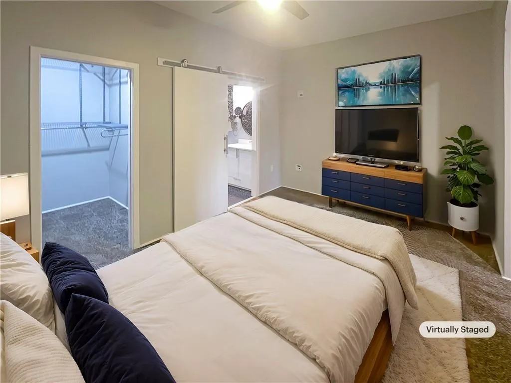 560 Dutch Valley Road Ne Unit 2301, Atlanta, Georgia 30324, 1 Bedroom Bedrooms, ,1 BathroomBathrooms,Residential,For Sale,560 Dutch Valley Road Ne Unit 2301,7536685