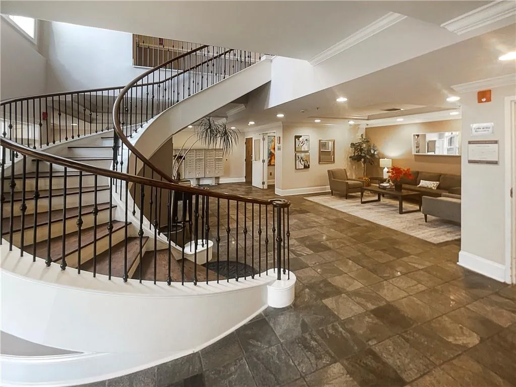 560 Dutch Valley Road Ne Unit 2301, Atlanta, Georgia 30324, 1 Bedroom Bedrooms, ,1 BathroomBathrooms,Residential,For Sale,560 Dutch Valley Road Ne Unit 2301,7536685