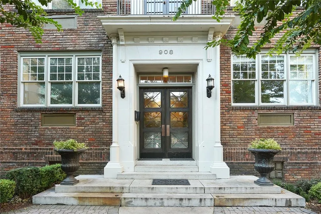 908 Juniper Street Ne Unit 306, Atlanta, Georgia 30309, 2 Bedrooms Bedrooms, ,2 BathroomsBathrooms,Residential,Sold,908 Juniper Street Ne Unit 306,5912703