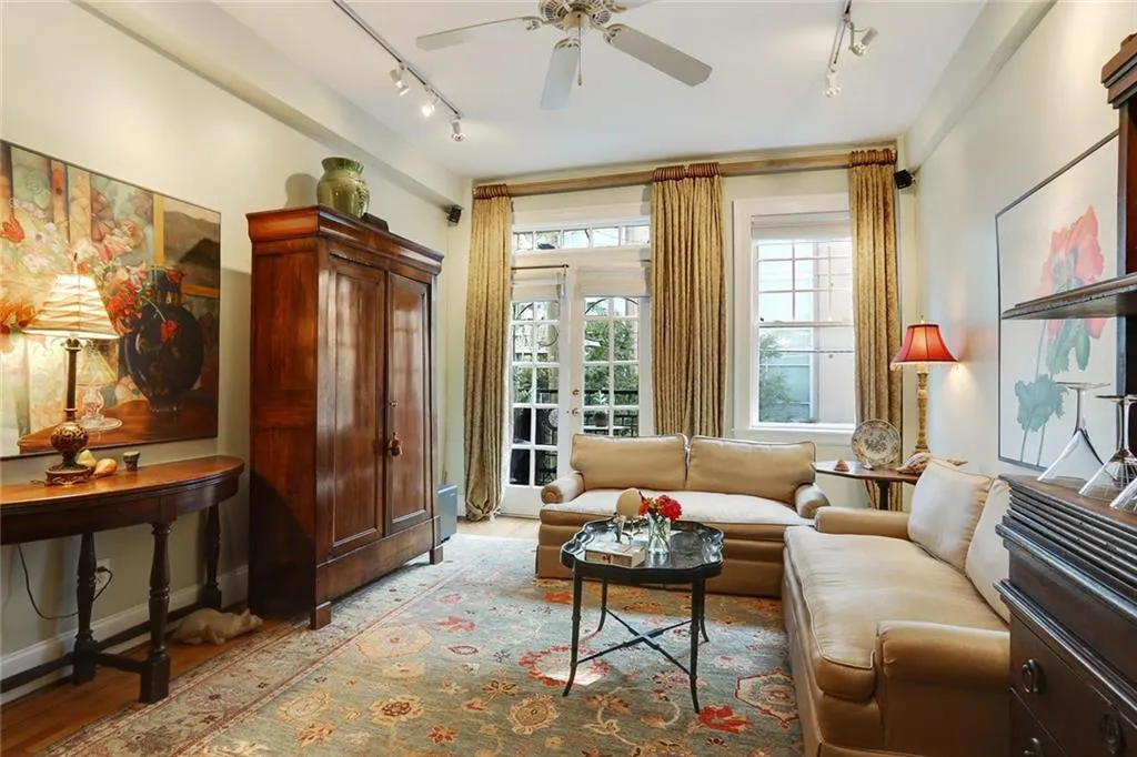 908 Juniper Street Ne Unit 306, Atlanta, Georgia 30309, 2 Bedrooms Bedrooms, ,2 BathroomsBathrooms,Residential,Sold,908 Juniper Street Ne Unit 306,5912703